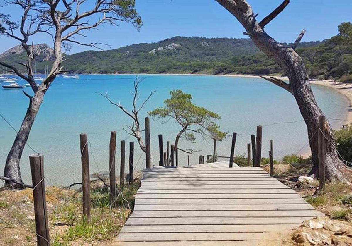 Moderne Au Cap Brun